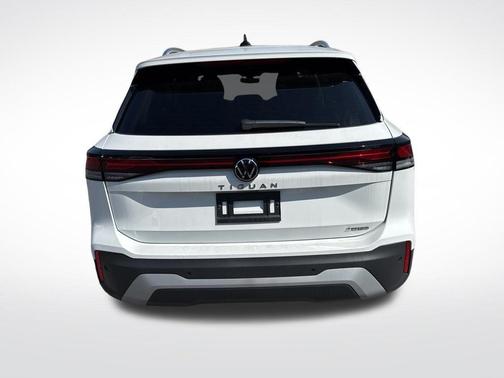 Pure White 2025 Volkswagen Tiguan 2.0T S