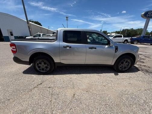Iconic Silver Metallic 2023 Ford Maverick XLT