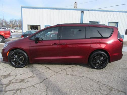 2023 Chrysler Pacifica Limited