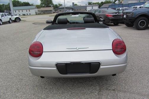 2004 Ford Thunderbird Deluxe