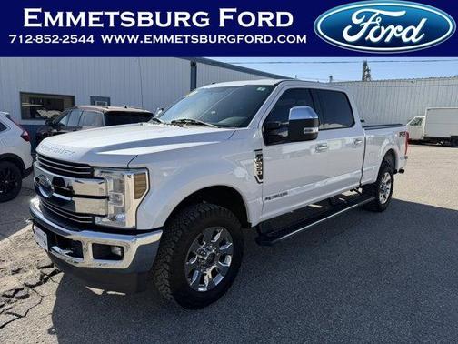 White Platinum Metallic Tri-Coat 2018 Ford F-250 Lariat