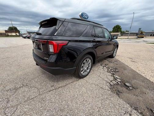 Agate Black Metallic 2026 Ford Explorer Active