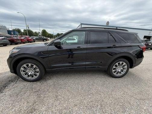 Agate Black Metallic 2026 Ford Explorer Active
