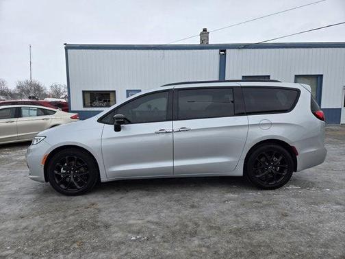 2024 Chrysler Pacifica Limited