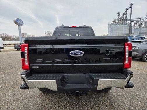 2026 Ford F-350 Lariat