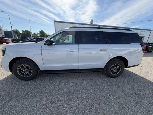 Space Silver Metallic 2026 Ford Expedition Max Active 4x4