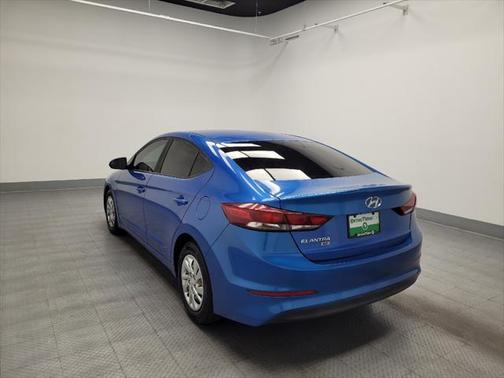 2018 Hyundai ELANTRA SE