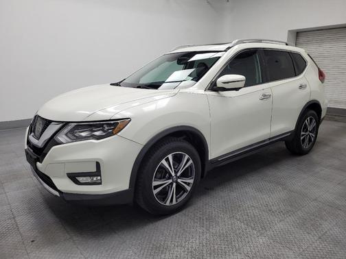 2017 Nissan Rogue SL
