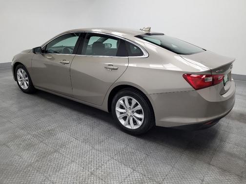 Mineral Gray Metallic 2023 Chevrolet Malibu FWD 1LT