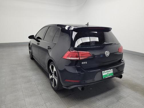 2018 Volkswagen Golf GTI 2.0T S 4-Door