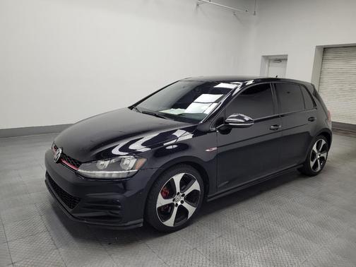 2018 Volkswagen Golf GTI 2.0T S 4-Door