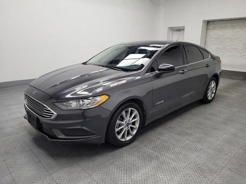 2017 Ford Fusion Hybrid SE