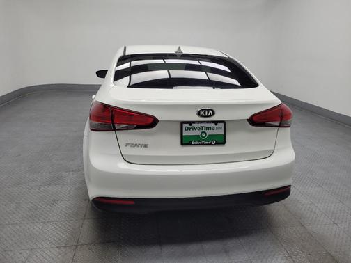 Clear White 2018 Kia Forte LX