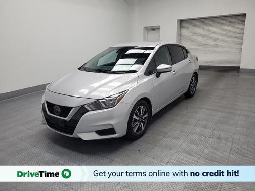 Brilliant Silver Metallic 2021 Nissan Versa 1.6 SV