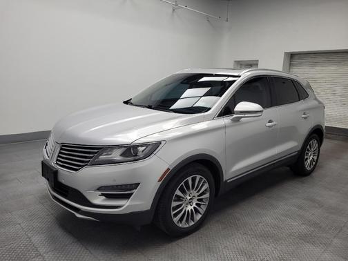 Silver 2015 Lincoln MKC Base