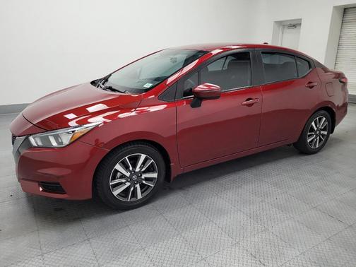 Scarlet Ember Pearl Metallic 2021 Nissan Versa 1.6 SV