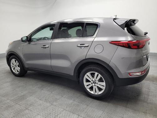 Mineral Silver 2018 Kia Sportage LX