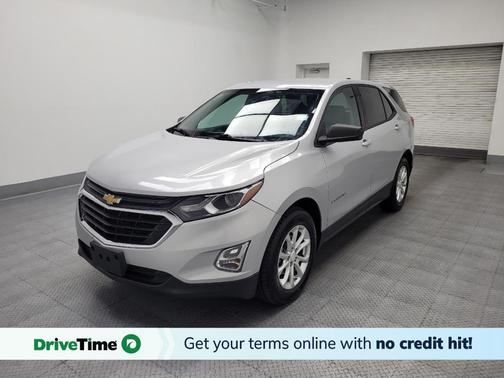 Silver Ice Metallic 2018 Chevrolet Equinox LS