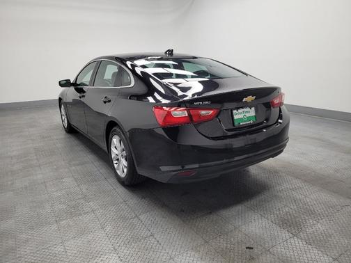 Mosaic Black Metallic 2023 Chevrolet Malibu FWD 1LT