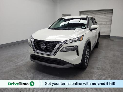 White 2023 Nissan Rogue SV