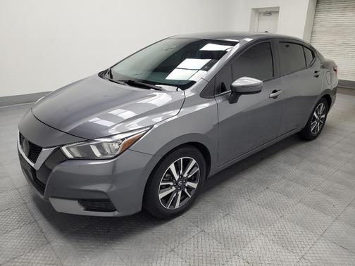 Gun Metallic 2021 Nissan Versa 1.6 SV