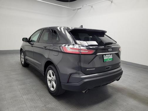 2020 Ford Edge SE