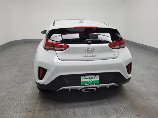 2020 Hyundai Veloster 2