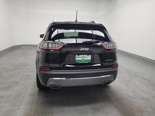 Diamond Black Crystal Pearlcoat 2019 Jeep Cherokee Limited