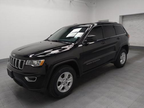 2017 Jeep Grand Cherokee Laredo