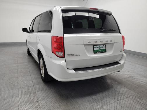 Bright White Clearcoat 2016 Dodge Grand Caravan SXT