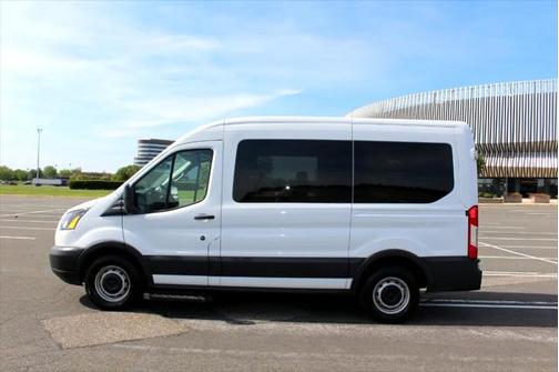 2018 Ford Transit-150 XLT