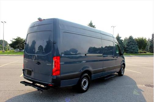 2019 Mercedes-Benz Sprinter 2500 High Roof