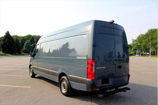 2019 Mercedes-Benz Sprinter 2500 High Roof