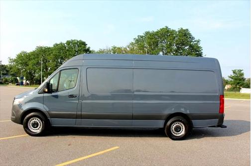 2019 Mercedes-Benz Sprinter 2500 High Roof