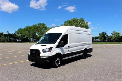 2022 Ford Transit-250 Base
