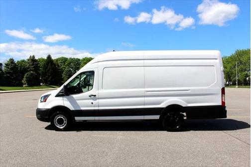 2022 Ford Transit-250 Base