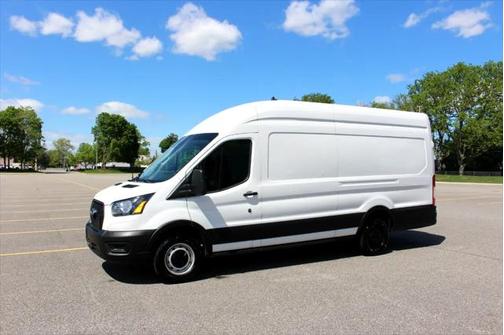 2022 Ford Transit-250 Base