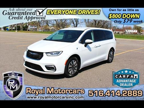 2023 Chrysler Pacifica Hybrid Touring L