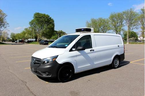 2019 Mercedes-Benz Metris Base