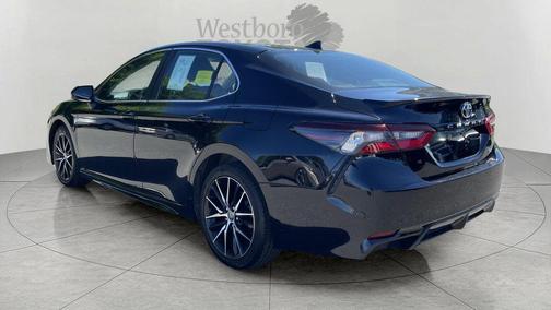 Midnight Black Metallic 2024 Toyota Camry SE