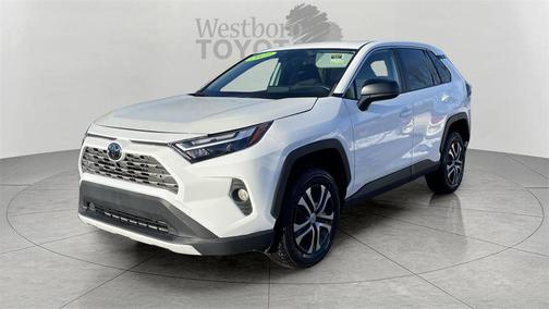 2023 Toyota RAV4 LE