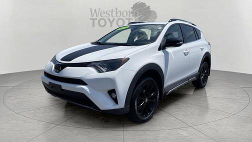 Super White 2018 Toyota RAV4 Adventure