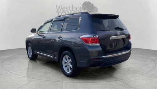 2012 Toyota Highlander SE