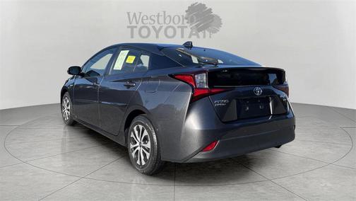 2022 Toyota Prius XLE