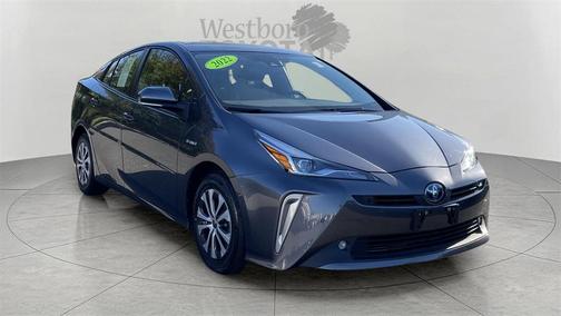 2022 Toyota Prius XLE
