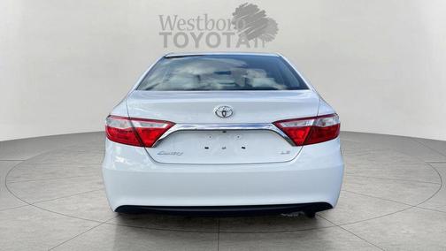 Super White 2016 Toyota Camry LE