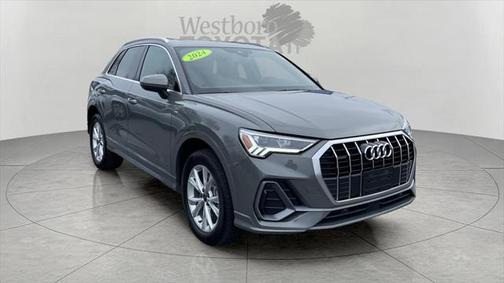 2024 Audi Q3 Premium 45 TFSI S line quattro Tiptronic