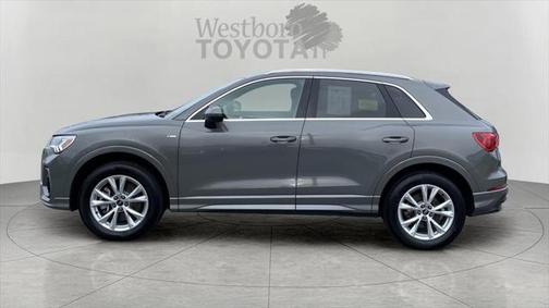 2024 Audi Q3 Premium 45 TFSI S line quattro Tiptronic