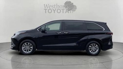 Midnight Black Metallic 2023 Toyota Sienna XLE