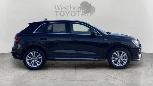 2024 Audi Q3 Premium 45 TFSI S line quattro Tiptronic